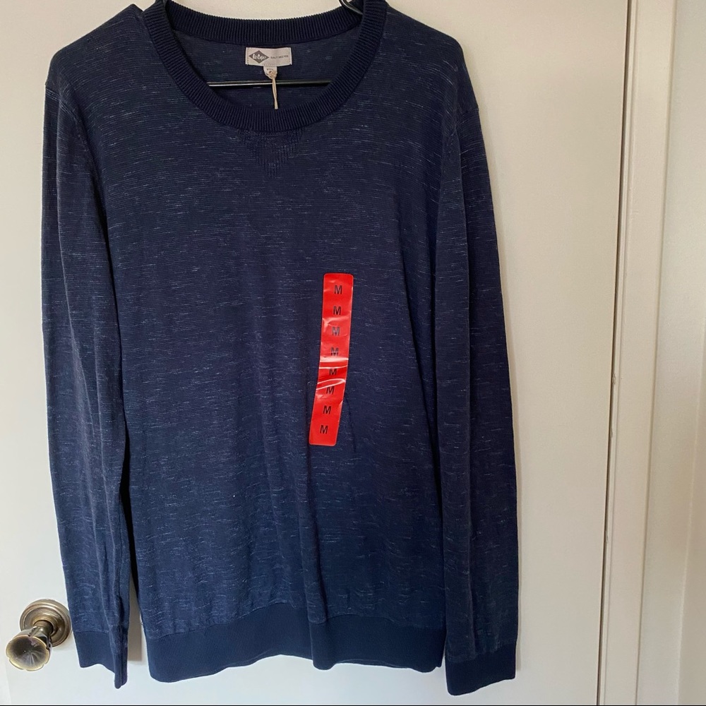 Lee Cooper navy heather crewneck pullover for men in medium size.